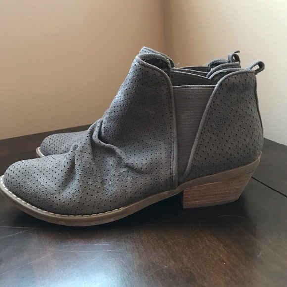 Report Booties - Picture 5 of 5